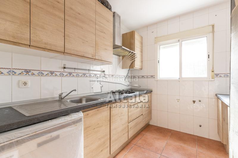 Foto 6559c768-8057-4786-a016-476d47b25e94. Casa bifamiliare con riscaldamento parcheggio in Pioz