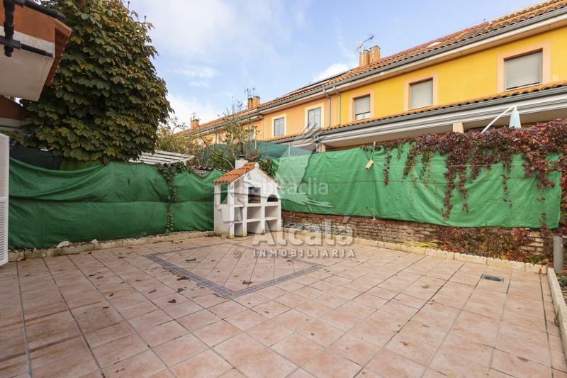 Foto 72abe102-1c7f-4d4c-8eca-db15385331ea. Casa bifamiliare con riscaldamento parcheggio in Pioz