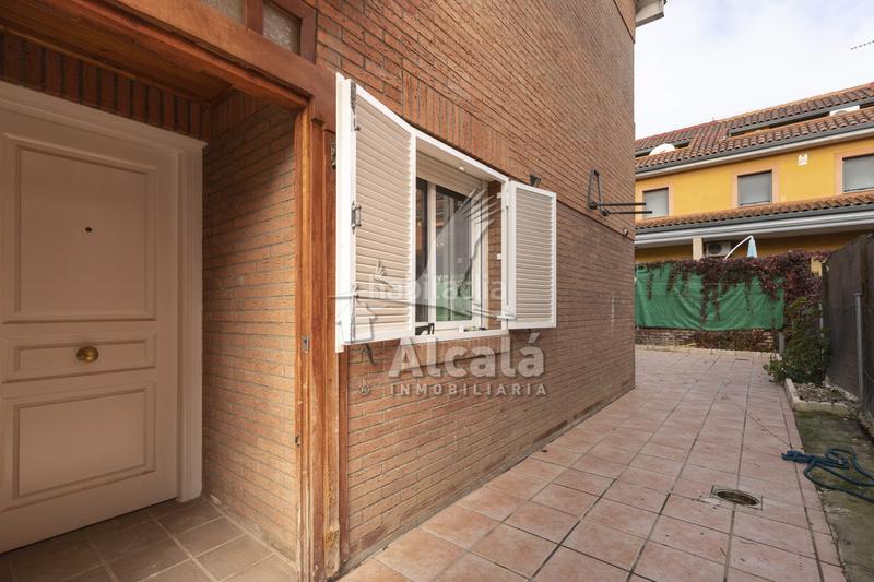 Foto 8b352181-f6c0-42a3-a068-92167c628921. Casa bifamiliare con riscaldamento parcheggio in Pioz