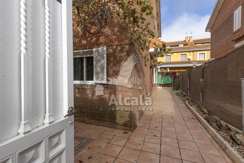 Foto 9ca65fbc-c3b9-425f-a255-d3e8ec2ba3e7. Casa bifamiliare con riscaldamento parcheggio in Pioz