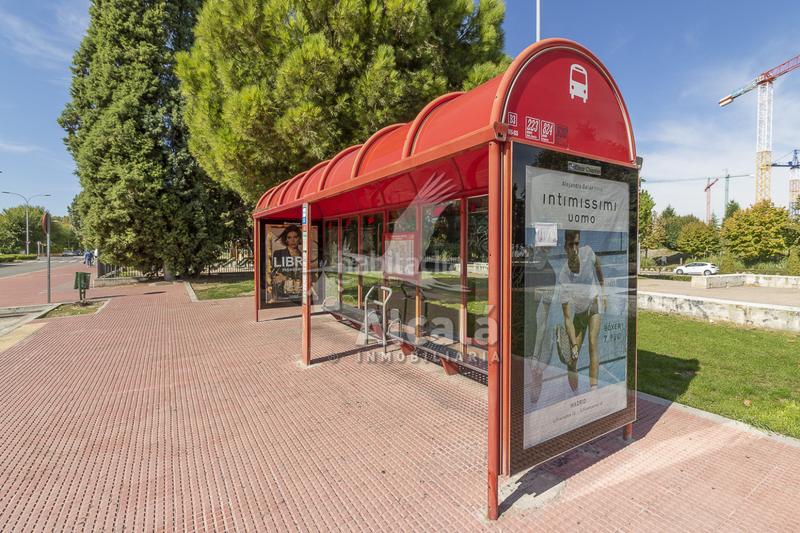 Foto 8d4e341f-03b0-4eed-be57-4d02a8290c0e. Pis amb calefacció a Reyes Católicos Alcalá de Henares