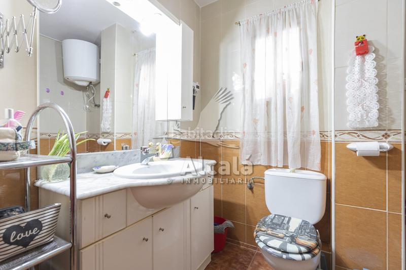 Foto 2a6ab687-17ee-4f75-9163-ef4b53443854. Appartement avec chauffage dans Reyes Católicos Alcalá de Henares