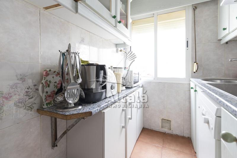 Foto d49b40be-fb74-4cdf-89c7-473e15ed3677. Appartement avec chauffage dans Reyes Católicos Alcalá de Henares