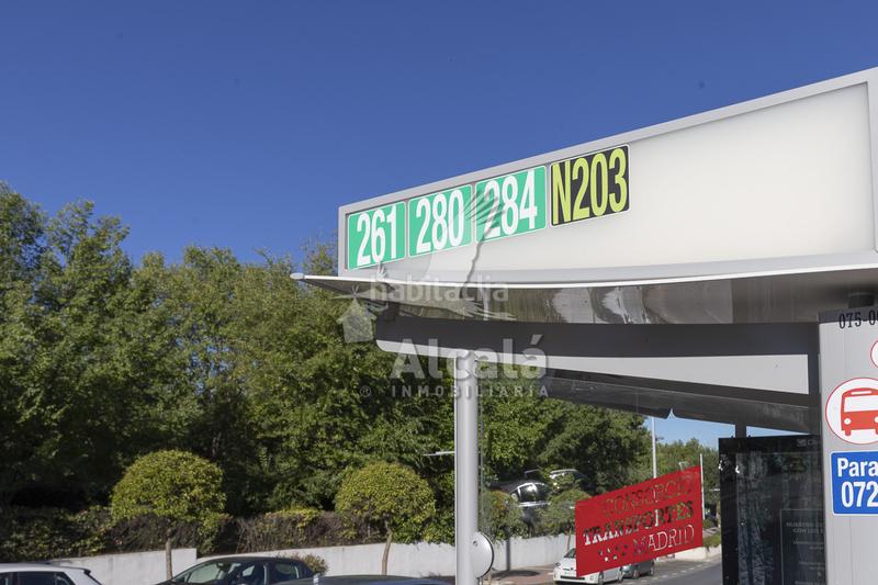 Foto 826ab8b9-729b-47d7-b32c-3cc54a2bcd47. Maison avec chauffage parking dans Loeches