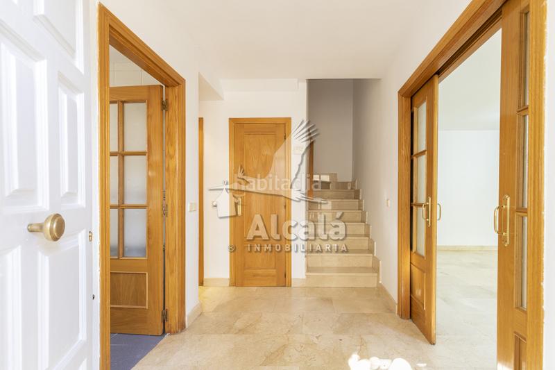 Foto a6de4d2d-8333-445a-a731-b093b85ca422. Maison avec chauffage parking dans Loeches