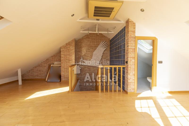 Foto b00c0bb9-ccc6-43e6-bb6b-93c9db71895b. Maison avec chauffage parking dans Loeches