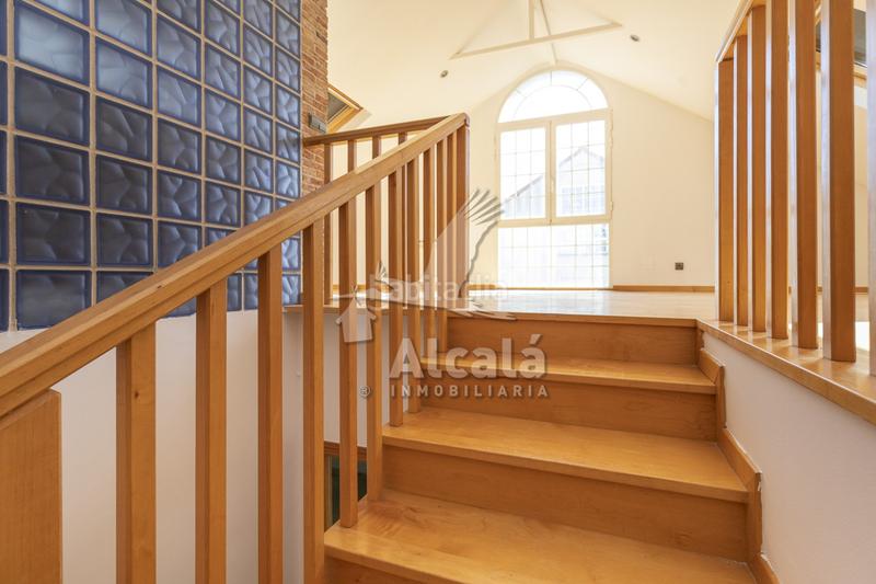 Foto c1a8386d-a97b-4cb0-b499-0bc1f51e55a1. Maison avec chauffage parking dans Loeches