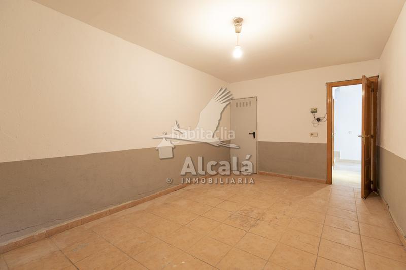 Foto c72f98d9-5d6d-4900-83c2-3798485d89f5. Maison avec chauffage parking dans Loeches