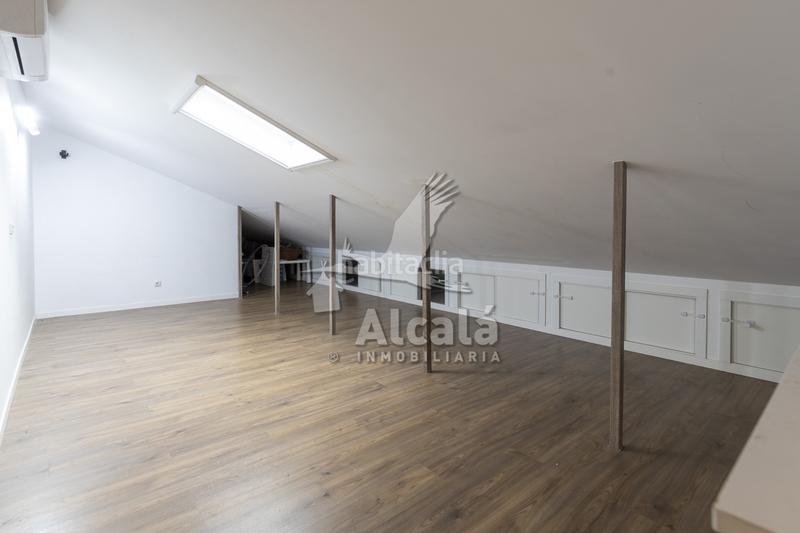 Foto 096a9792-1d7a-4222-a5e0-dc0a5e37de47. Etagenwohnung mit heizung parking in Villalbilla pueblo Villalbilla