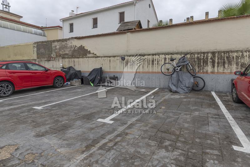 Foto 21aacedd-66ad-4ccf-a9ea-93718c6b4656. Etagenwohnung mit heizung parking in Villalbilla pueblo Villalbilla