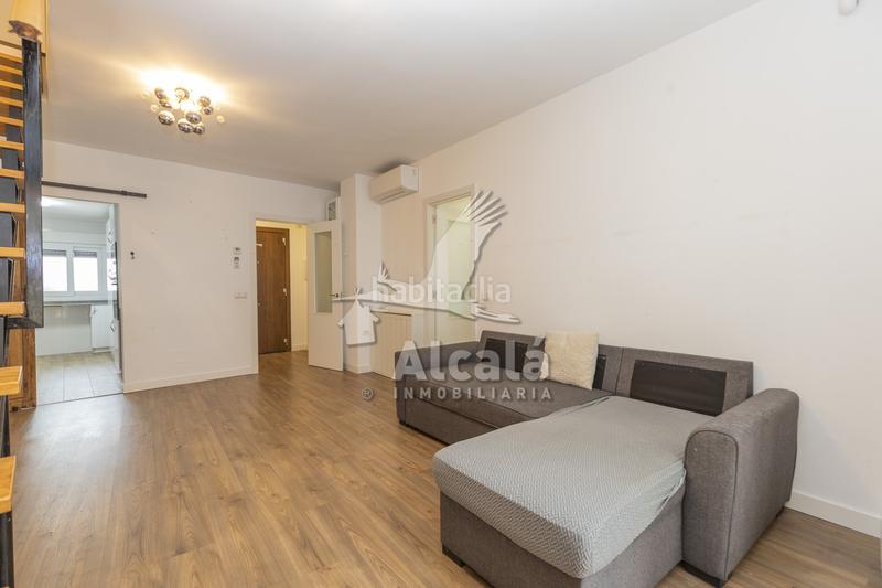 Foto 2399bdc1-a002-4687-85cd-acc0ce315f43. Etagenwohnung mit heizung parking in Villalbilla pueblo Villalbilla