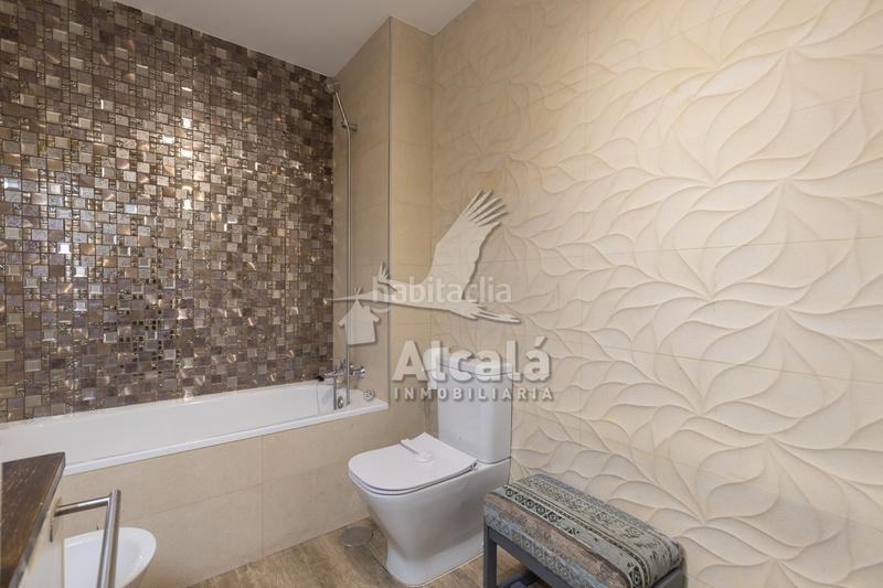 Foto 4dcc8f8b-4310-4777-96a7-514ebdb9d143. Etagenwohnung mit heizung parking in Villalbilla pueblo Villalbilla