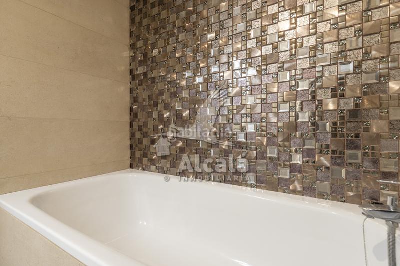 Foto a561743f-20da-4ce2-a87c-3b798c31e14b. Etagenwohnung mit heizung parking in Villalbilla pueblo Villalbilla