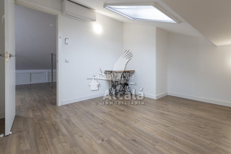 Foto b9dc6324-4f87-4e0d-acbd-0f3834d15dcd. Etagenwohnung mit heizung parking in Villalbilla pueblo Villalbilla