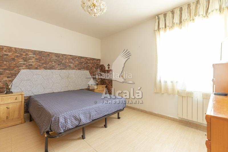 Foto 6c622b6c-76d2-4cc3-a75c-bad31b2f1c36. Casa adosado cerca del centro de galapagos en Galápagos