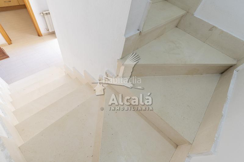 Foto 9364a976-6d3c-4a31-a66f-beac4495a7de. Casa adosado cerca del centro de galapagos en Galápagos