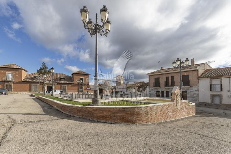 Foto adc5f9bf-a9ad-4749-ab9e-a1ae3620ac4b. Casa adosado cerca del centro de galapagos en Galápagos