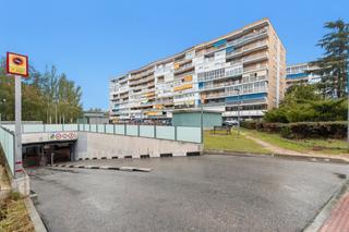 Autoparkplatz in Chorrillo. Plaza de garaje en el barrio del chorrillo de alcalá de henares