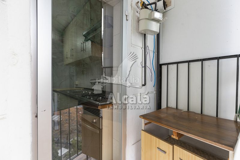 Piso exterior con terraza y vistas despejadas 3 dormitorios muy luminoso en Madrid - Imagen 18