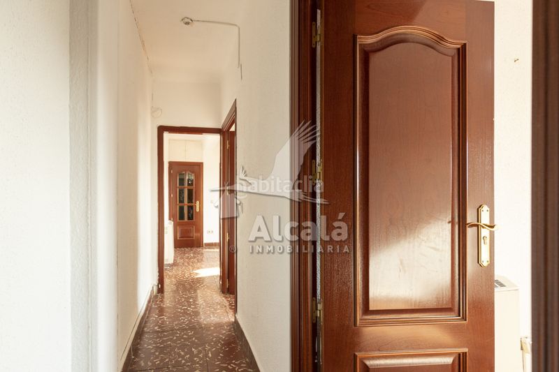 Piso exterior con terraza y vistas despejadas 3 dormitorios muy luminoso en Madrid - Imagen 27