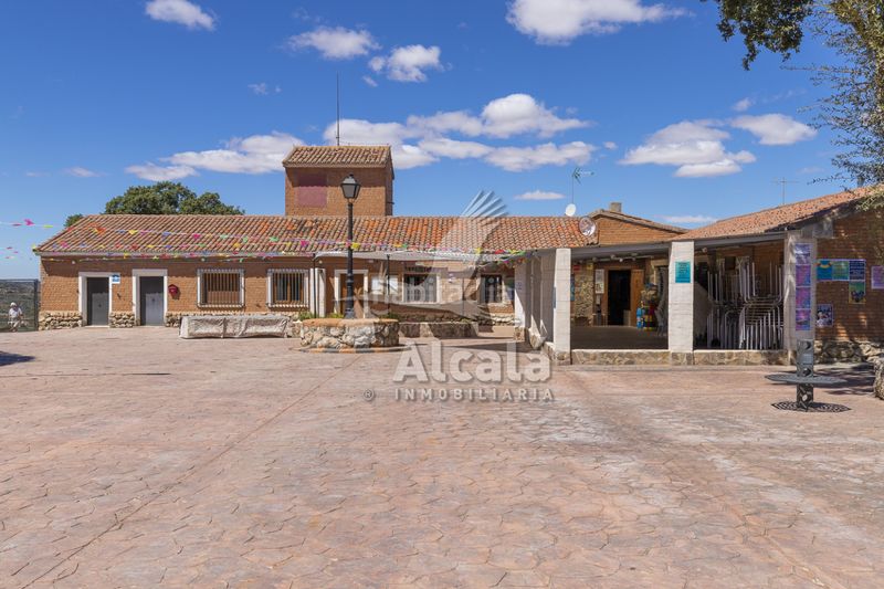 Foto 0bd62149-2f1e-41e3-bc1e-41e99d8f1374. Casa amb calefacció piscina a Hontoba