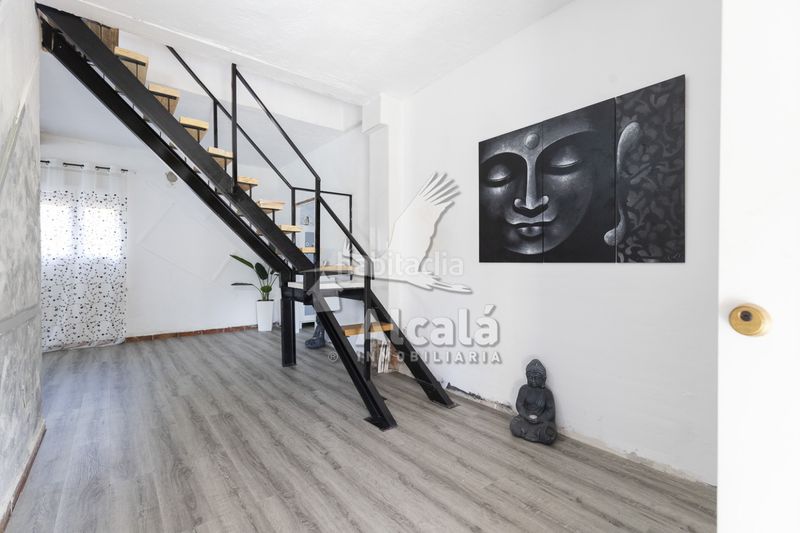 Foto 58a3f3f5-9e0c-4613-aa73-5458a80a815b. Casa amb calefacció piscina a Hontoba