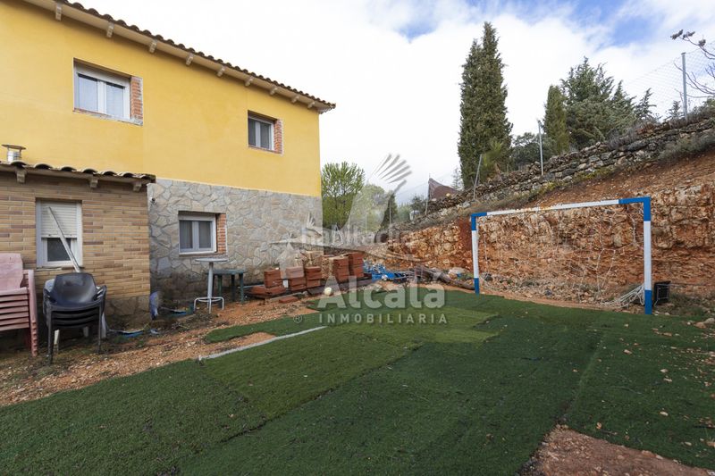 Foto 738116b7-95db-4085-9ef9-a77c6b77a74a. Casa amb calefacció piscina a Hontoba