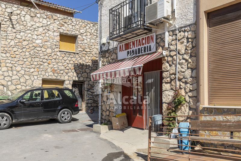 Foto 89ca3461-d3a7-4886-9527-0e9ad894464c. Casa amb calefacció piscina a Hontoba