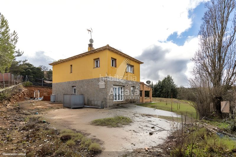 Foto d902a0a6-4b74-4269-9931-12d5a3b4f0ad. Casa amb calefacció piscina a Hontoba