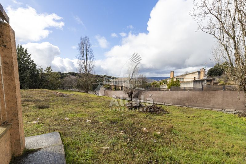 Foto ebb26b35-3934-4b1d-aa00-d759b70dc0bc. Casa amb calefacció piscina a Hontoba