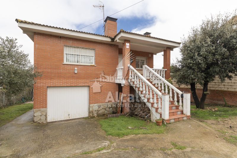 Foto 3cc574b5-8ba6-4fb2-a45e-1b02049ebab3. Casa amb calefacció piscina a Torrejón del Rey