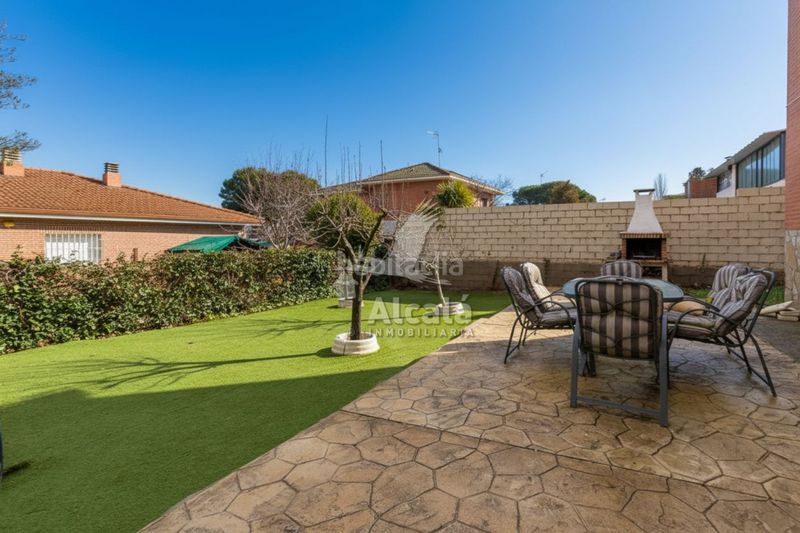 Foto 3e9da30d-cd64-4eca-bce4-d3aab3a3636f. Casa amb calefacció piscina a Torrejón del Rey