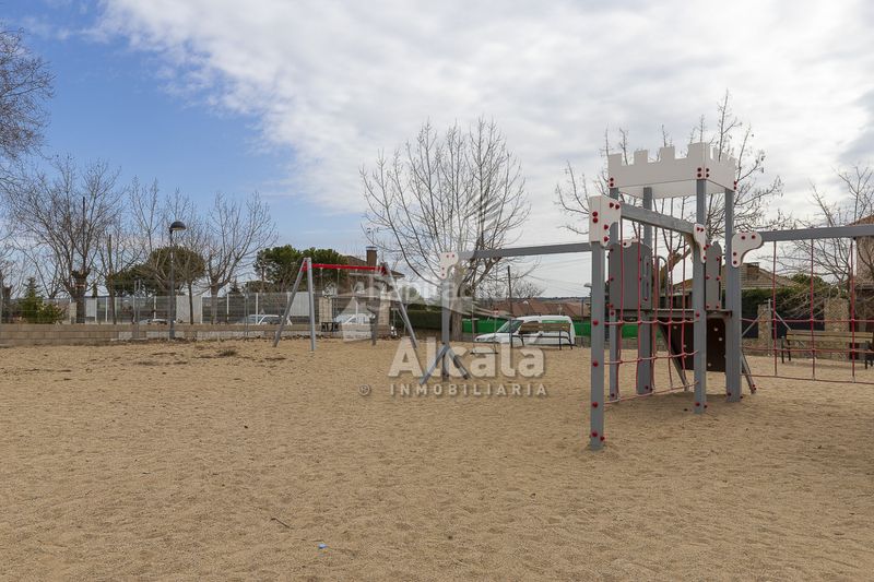 Foto 9f9d734d-592a-426a-85c6-c33951d959ce. Casa amb calefacció piscina a Torrejón del Rey