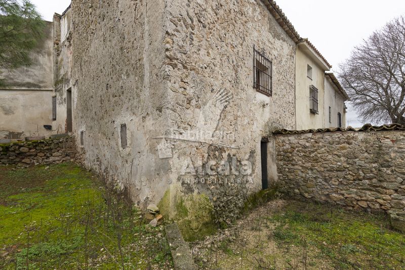 Foto 2ad5a7f8-5c6f-4802-ad31-d123c109457b. Casa amb aparcament a Armuña de Tajuña