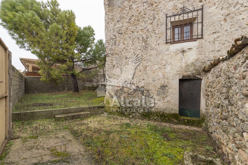 Foto 40b91c64-c79d-4103-9c2d-52d00e0a86a2. Casa amb aparcament a Armuña de Tajuña
