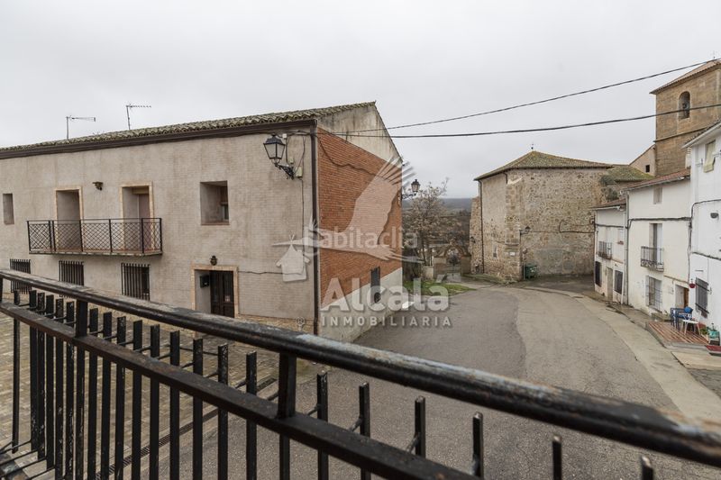 Foto 7e922bb8-c13a-4d4a-b039-151e088dc82a. Casa amb aparcament a Armuña de Tajuña