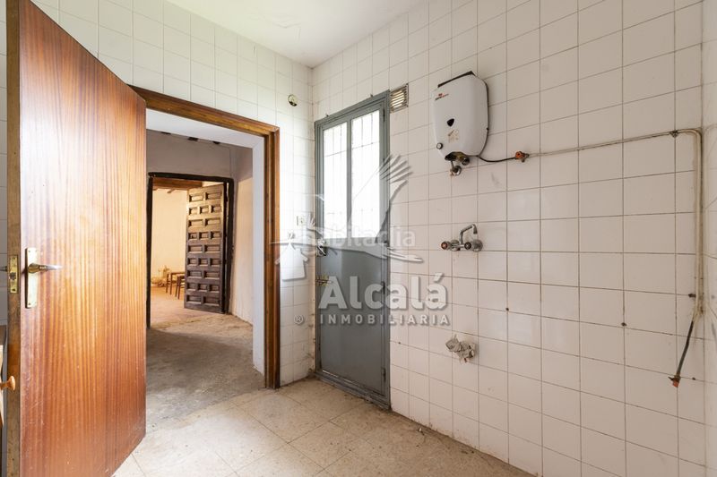 Foto bbe2f8e7-fed7-4e23-93da-a4216e2c3b95. Casa amb aparcament a Armuña de Tajuña