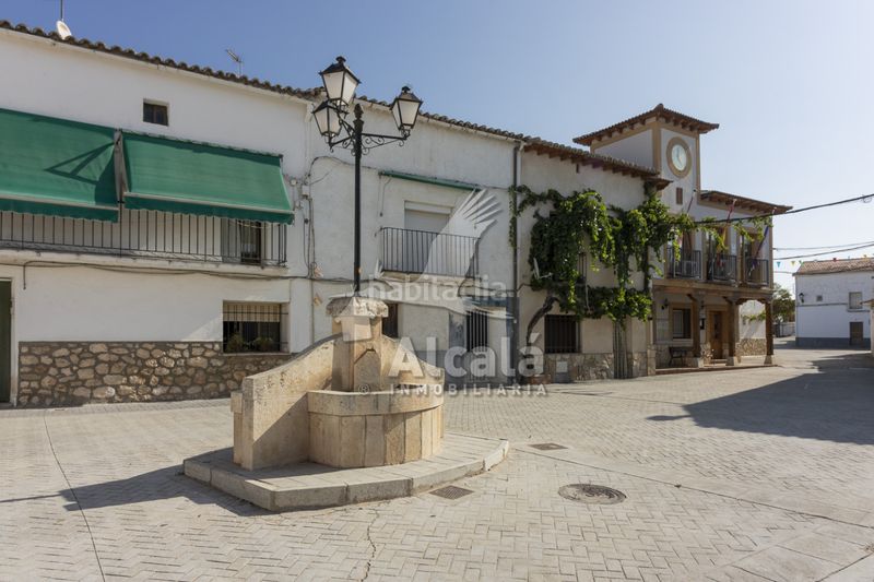 Foto bd09281a-d905-4eeb-a092-d19859e6f16c. Casa amb aparcament a Armuña de Tajuña