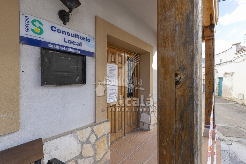 Foto ccd55ced-9665-4c6d-84e0-60ca0cd051f2. Casa amb aparcament a Armuña de Tajuña