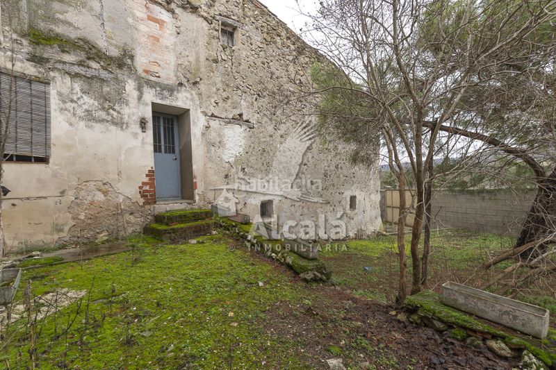 Foto e6b610ac-a053-4b20-bf8d-c7f92bf994ac. Casa amb aparcament a Armuña de Tajuña