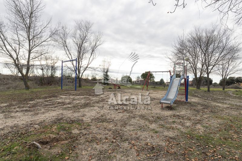 Foto 9916d543-71f5-48b8-bdc5-856497209cb2. Finca rústica a Pioz