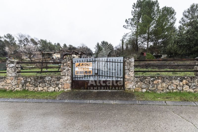 Foto 71956490-a70c-4e28-bc27-696cd9b501fc. Terreny residencial a Ambite