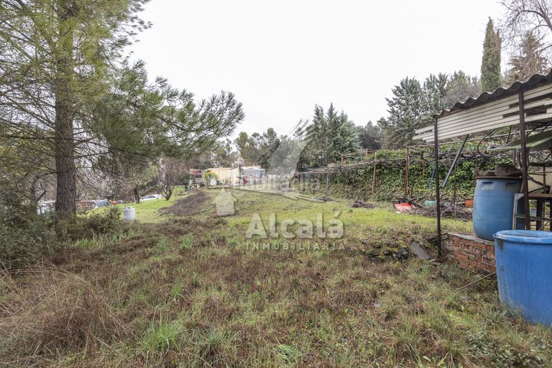 Foto a7dbd85a-cce2-4dce-b0f4-bb6e97171ddc. Terreny residencial a Ambite