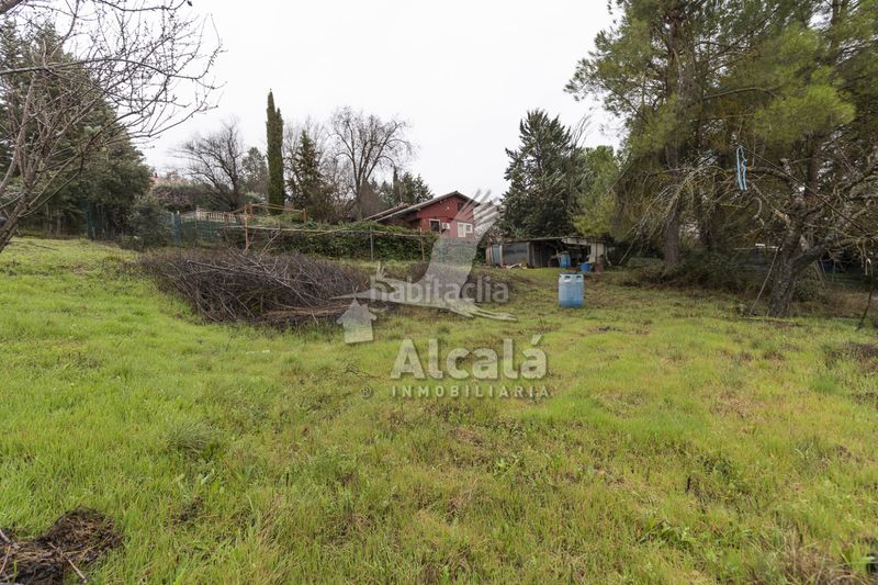 Foto c1534456-e082-4ae1-a744-193030289cb0. Terreny residencial a Ambite