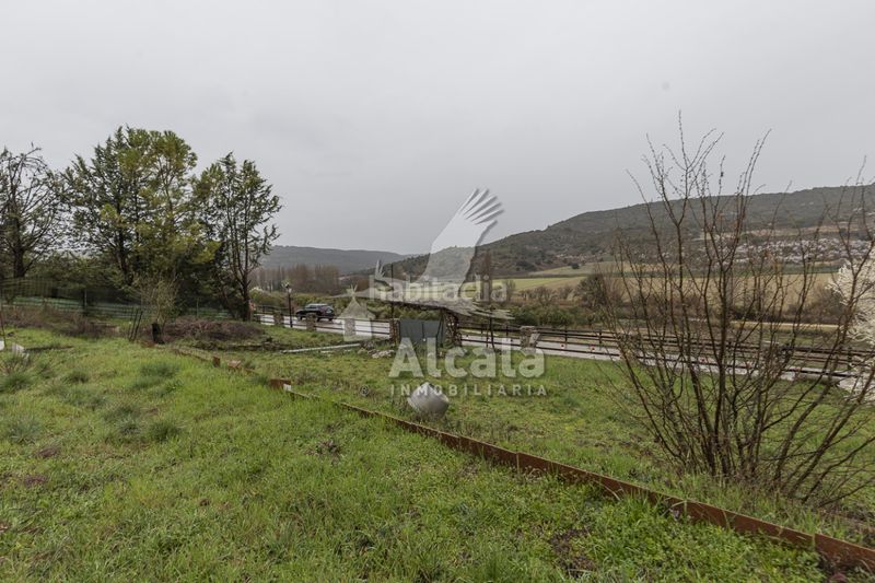 Foto c8ce31a0-93dd-4d2e-baf1-a1067b4c7b24. Terreny residencial a Ambite