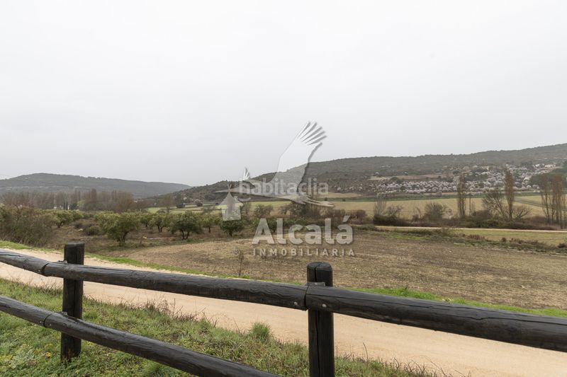 Foto c97e3291-abf9-47ef-bc0a-0fa45a806f33. Terreny residencial a Ambite