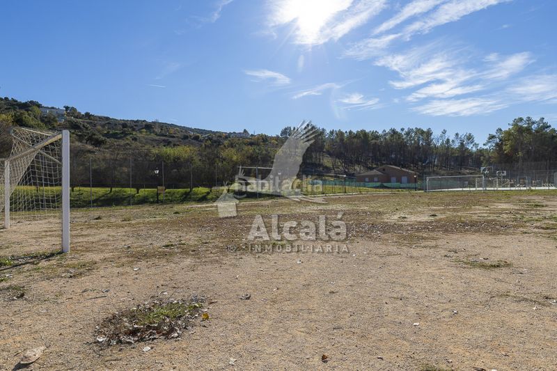 Foto d6060e10-233c-4b2b-a64f-cd569dd656b0. Terreny residencial a Ambite
