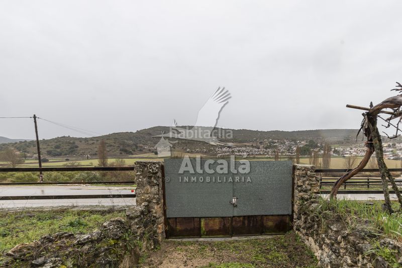 Foto d7318fc0-44c6-4804-a99d-930f31aad5d9. Terreny residencial a Ambite