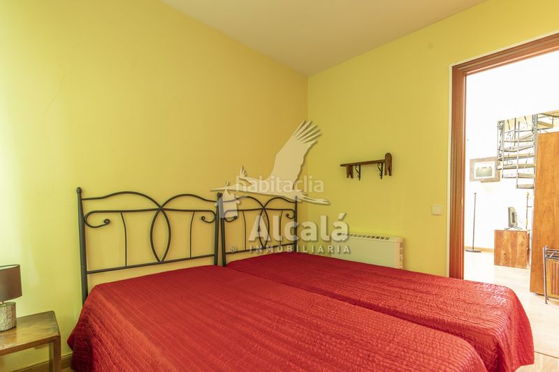 Foto 323b3e81-edca-463d-a911-6800d9994afc. Casa amb calefacció piscina a Hontoba