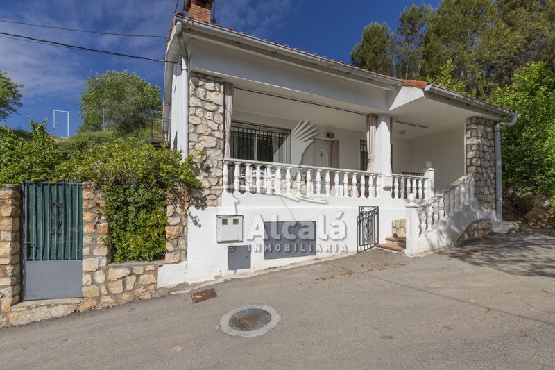 Foto 506f8aee-e398-409a-a08d-cdd228bcfe38. Casa amb calefacció piscina a Hontoba